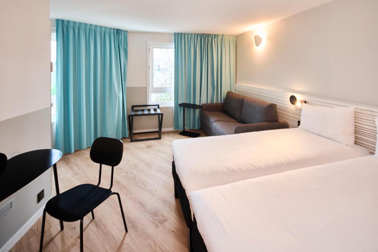 Ibis Styles Paris Poissy Hotel Esterno foto